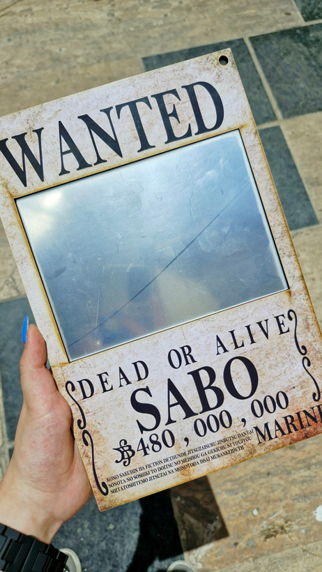 آینه چوبی طرح wanted🪞🗡