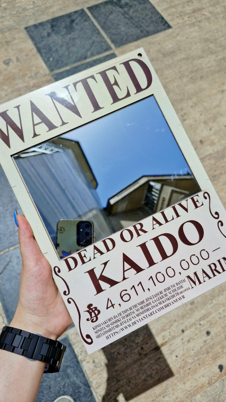 آینه چوبی طرح wanted🪞🗡